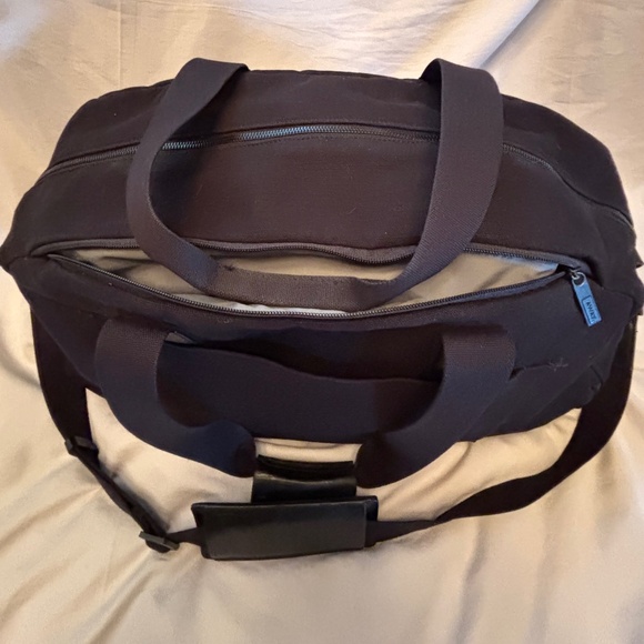 Travel Chic: *Away* Black Canvas Weekender - Picture 11 of 16